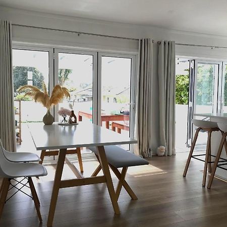 Bright & Comfy Stay In Newly Renovated Home With Parking Auckland Zewnętrze zdjęcie