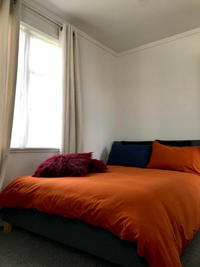Bright & Comfy Stay In Newly Renovated Home With Parking Auckland Zewnętrze zdjęcie