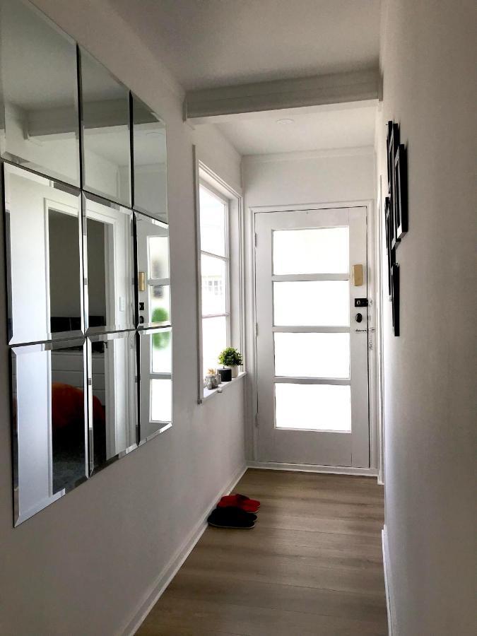 Bright & Comfy Stay In Newly Renovated Home With Parking Auckland Zewnętrze zdjęcie