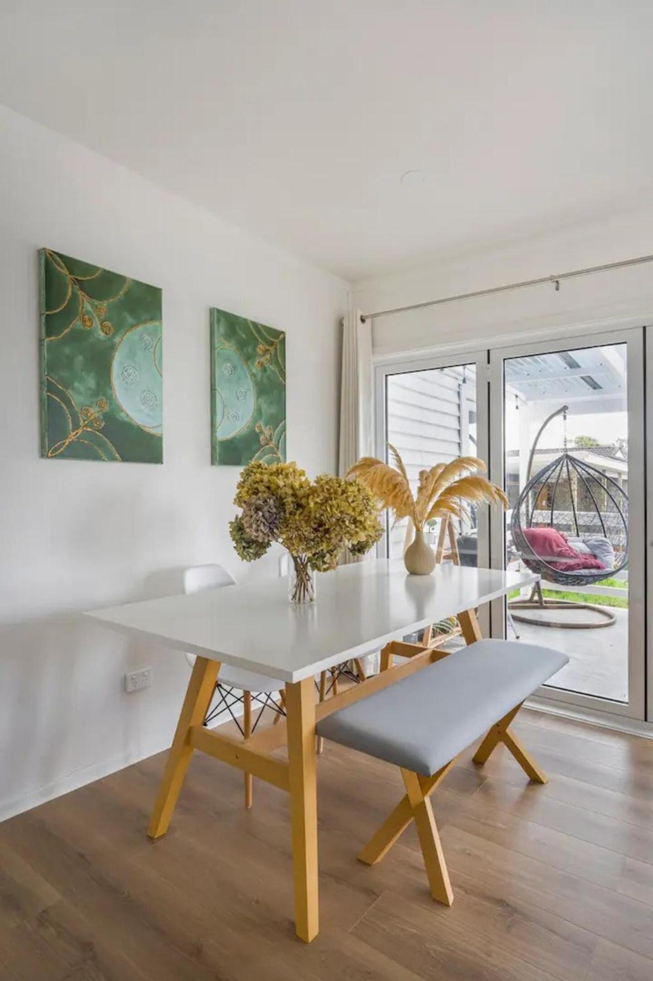 Bright & Comfy Stay In Newly Renovated Home With Parking Auckland Zewnętrze zdjęcie